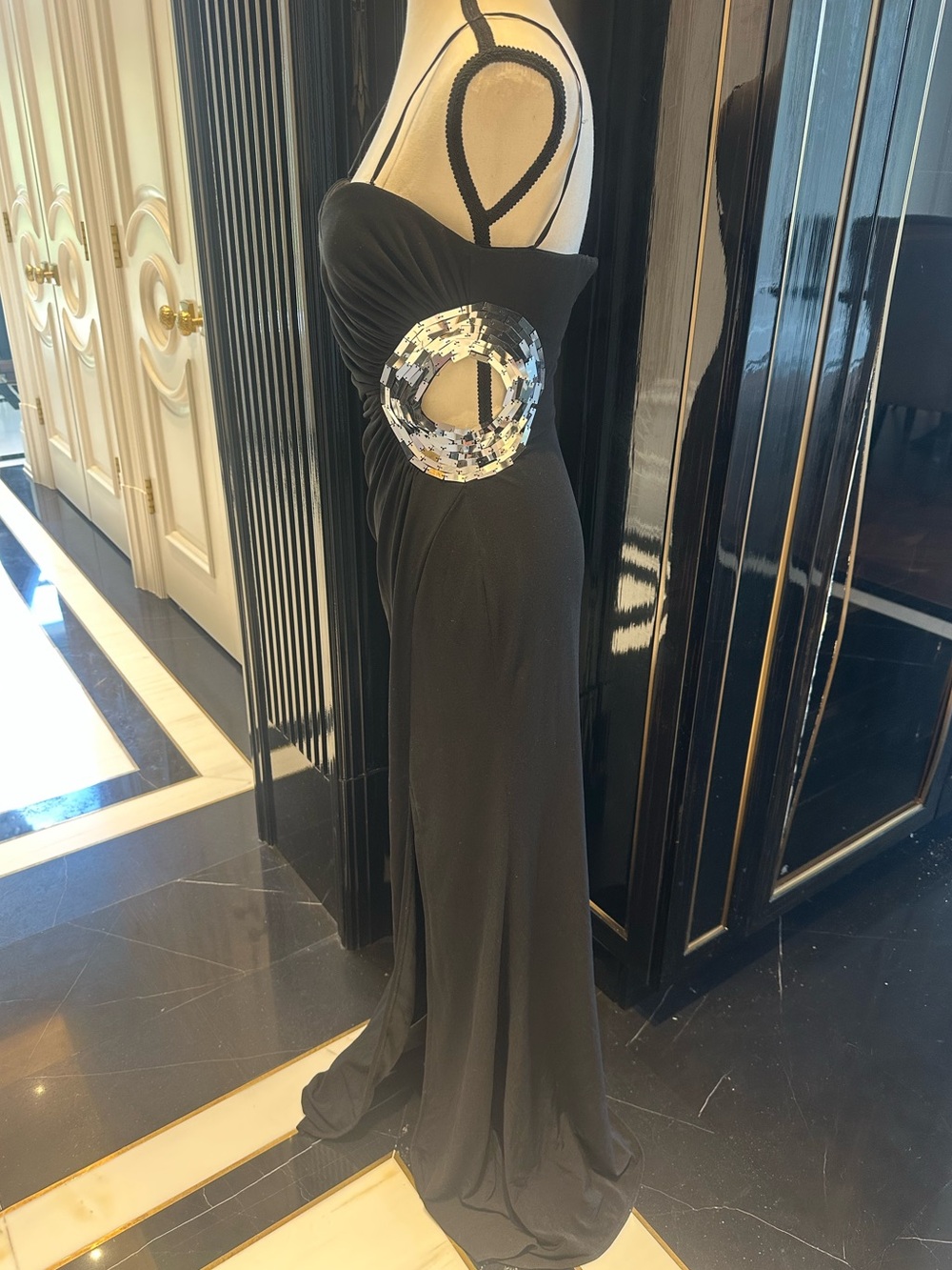 Adrianna Papell Black Ruched Sweetheart Sequin Cutout Evening Maxi Gown (1/2) - Picture 2 of 11